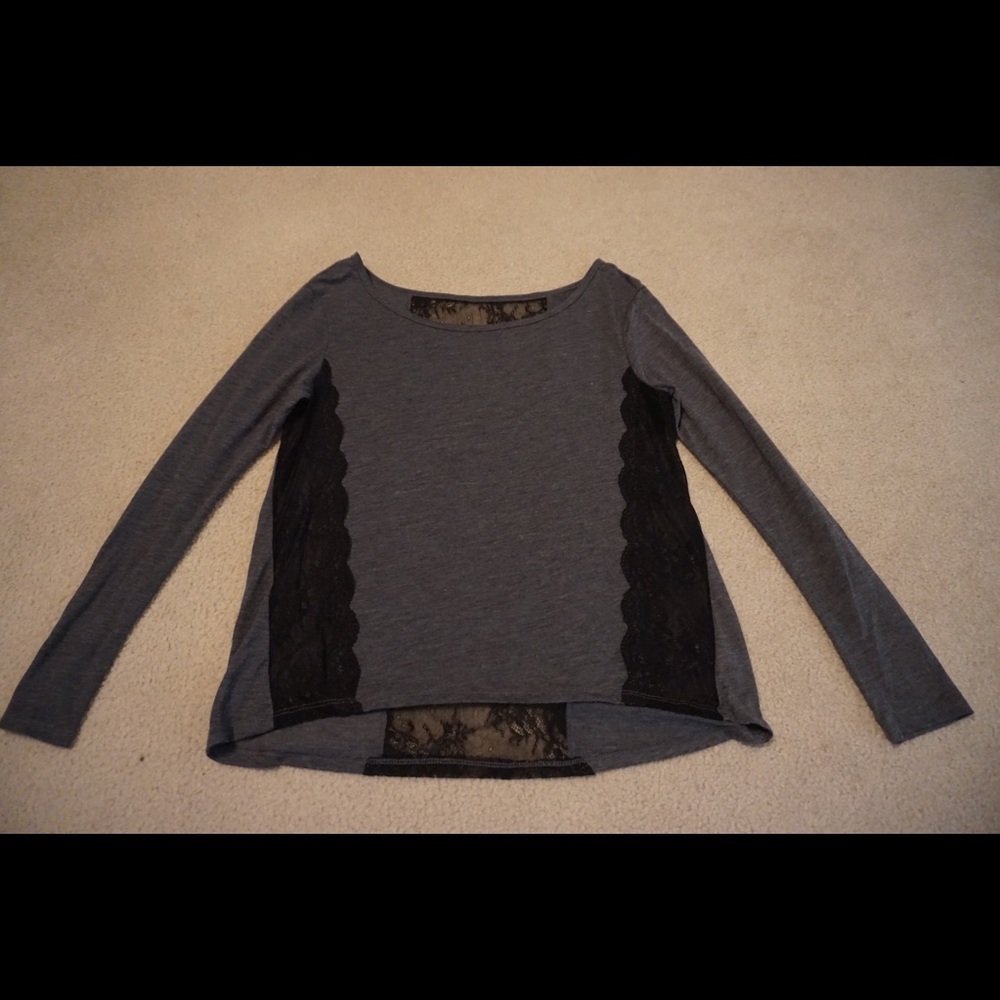 Gray long sleeve dressy shirt